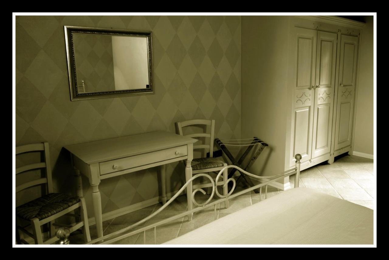 Villa Scati Bed And Breakfast Melazzo Room photo